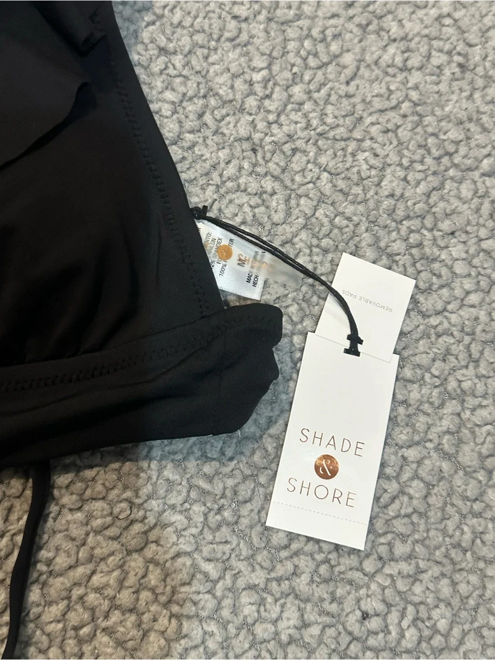 Shade & Shore Black Ruffle Bikini Top Size M‎ NWT